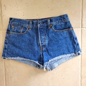 Levi Strauss Jean shorts size 28